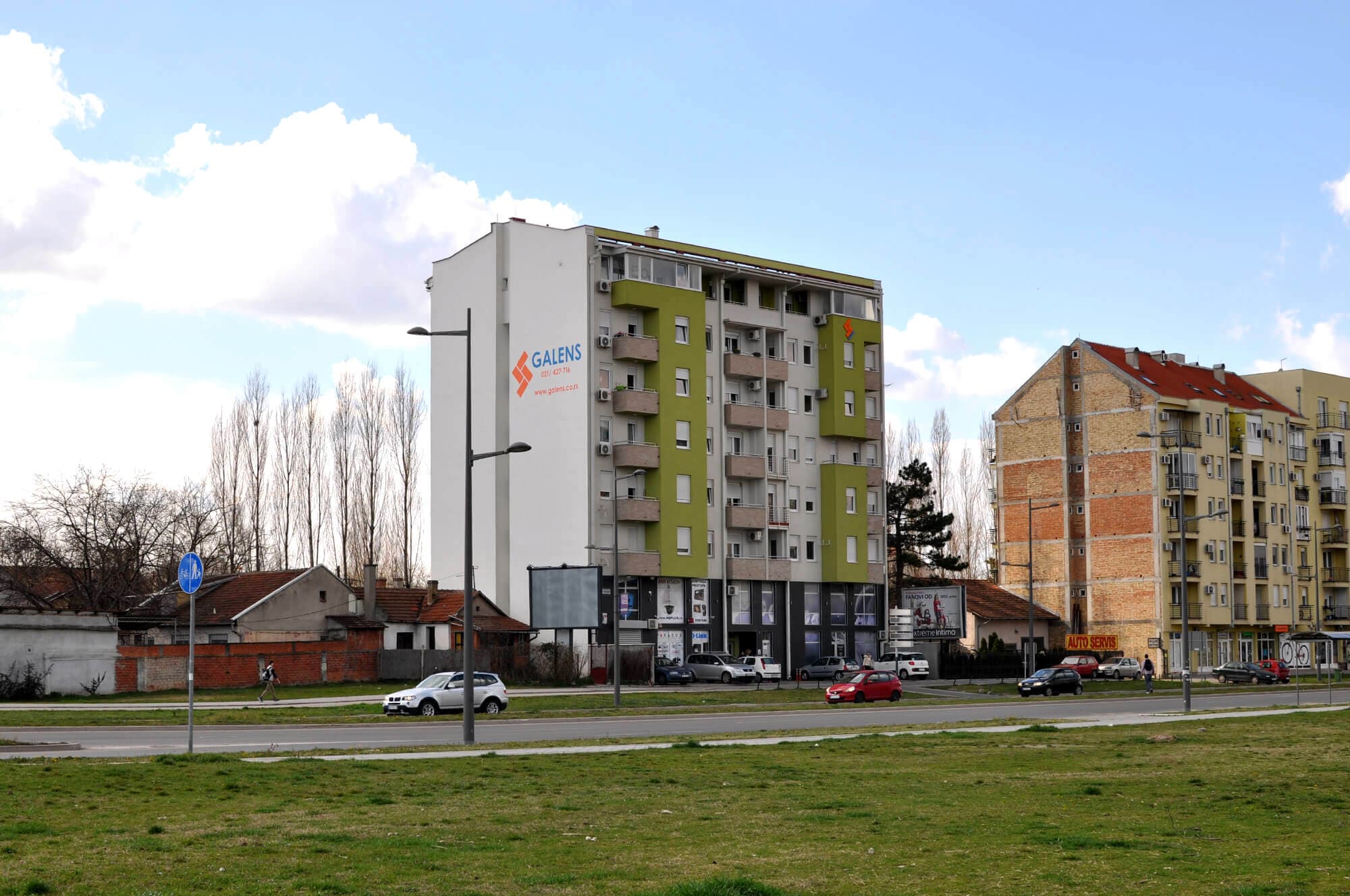 Galens, Novi Sad — projekat liftova Mikonik