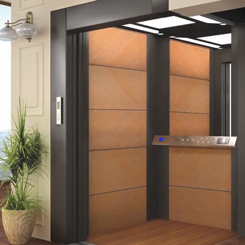 INTERNO — kabina za lift